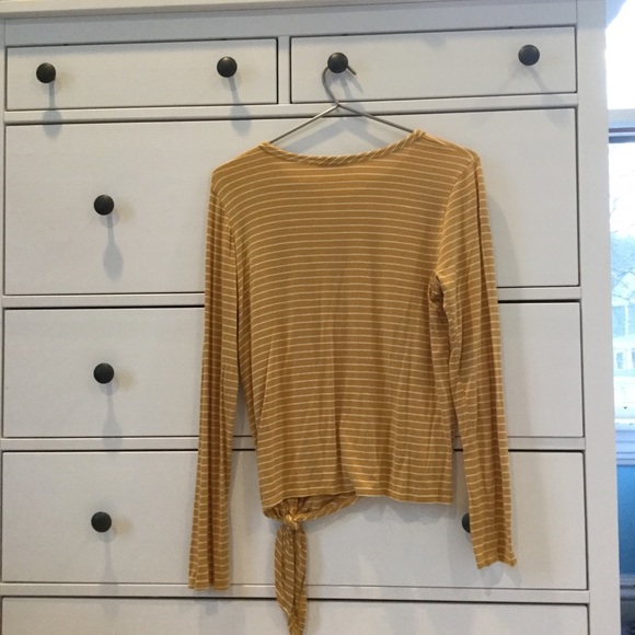 Soft Yellow and White Striped Tee - Picture 3 of 3